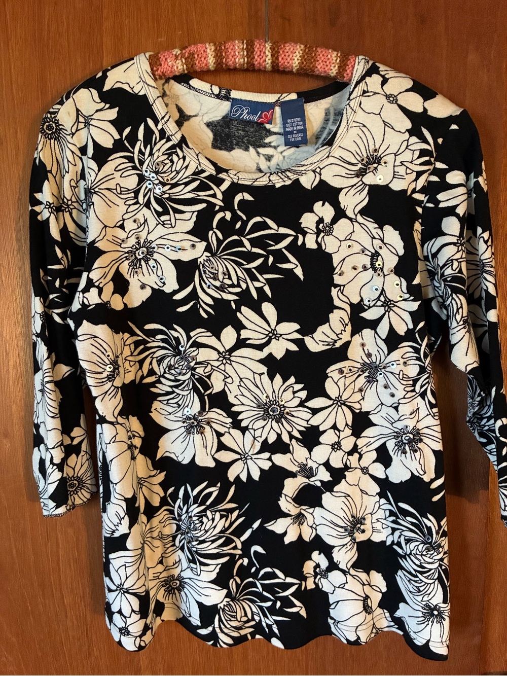 Black & White Floral Scoop Neck Top